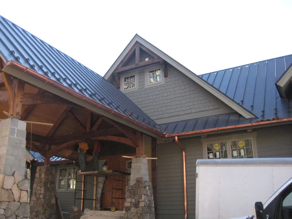 Craftsman Roofing team delivering quality roofing work in Central Hillsboro
